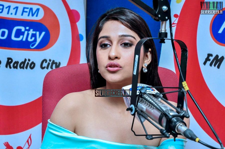 Regina Cassandra at Radio City Studio