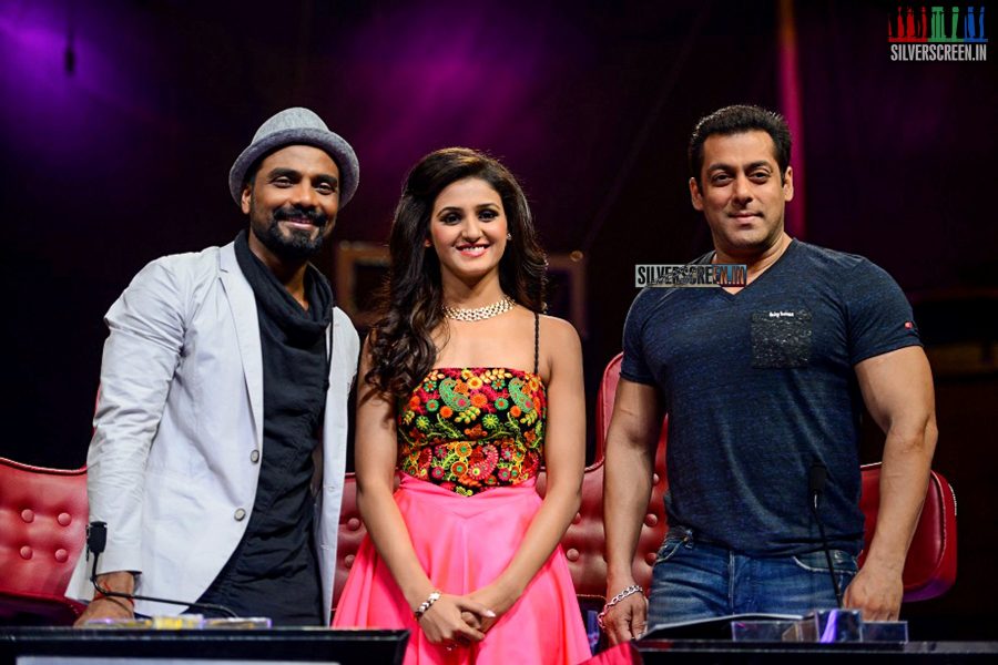 Salman Khan Promotes Hero On The Set Of Dance Plus