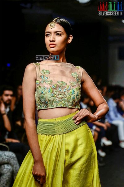 Shilpa Shetty Walks for Divya Reddy at LFW Winter Festive 2015