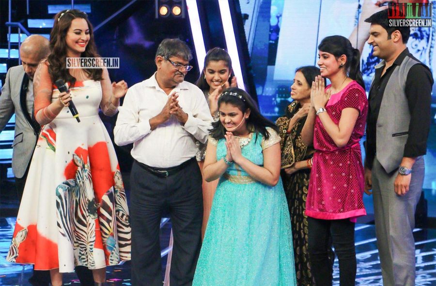 Sonakshi Sinha at Indian Idol Junior Grand Finale