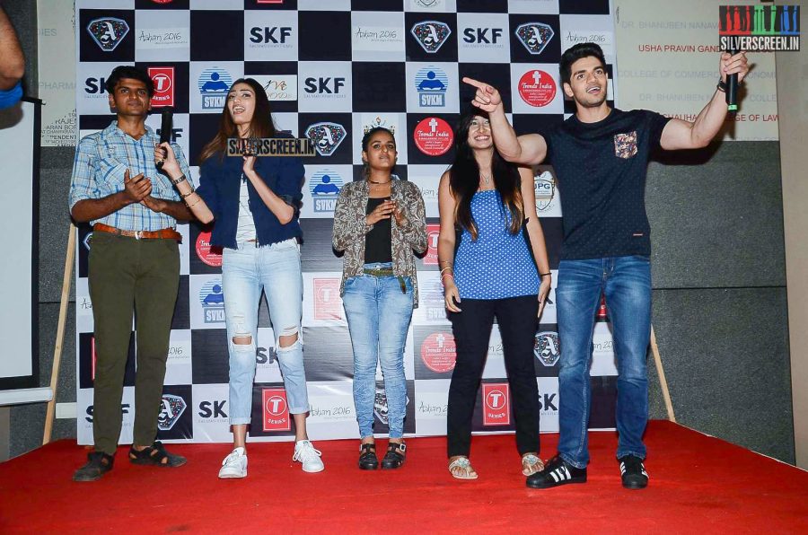 Sooraj Pancholi & Athiya Shetty at Mithibai College