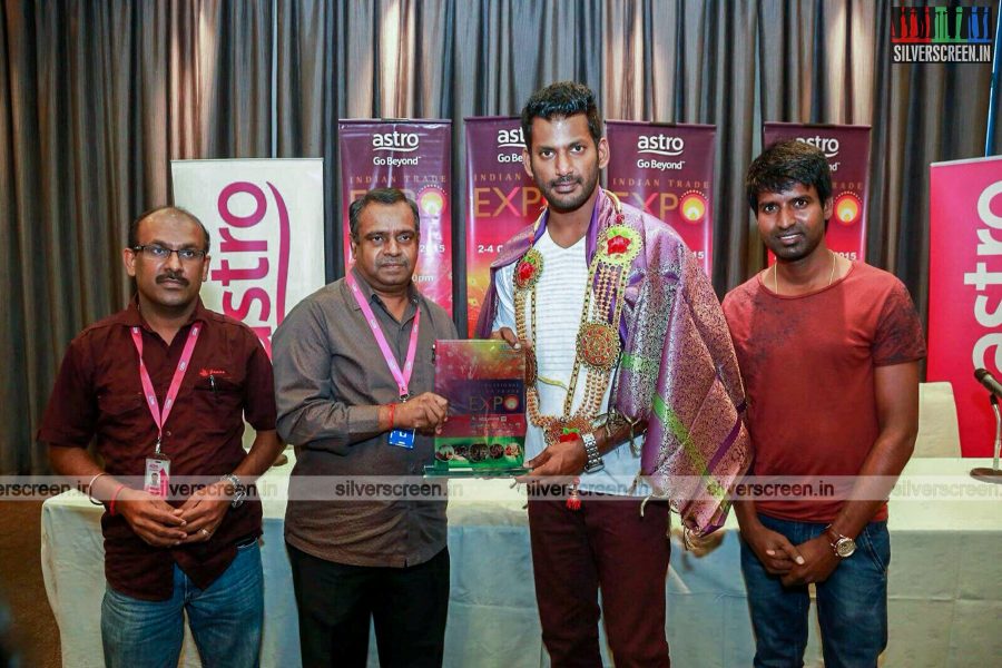 Vishal & Soori at Singapore's Indian Trade Expo