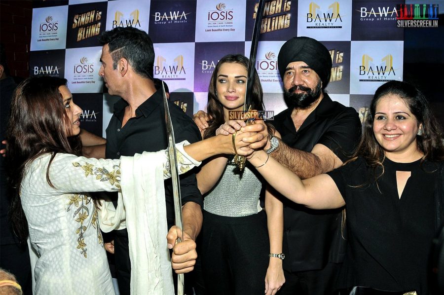 Akshay Kumar and Amy Jackson at Singh is Bling Movie Premiere
