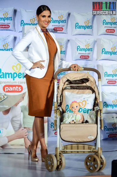 Mandira Bedi and Lara Dutta launch Pampers Premium Care Pants
