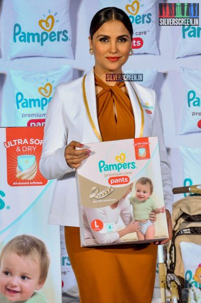 Mandira Bedi and Lara Dutta launch Pampers Premium Care Pants