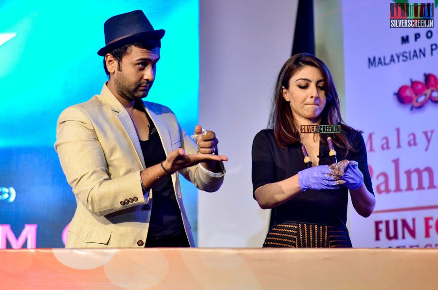 Soha Ali Khan and Kunal Khemu at Fun, Food, Lifestyle Event