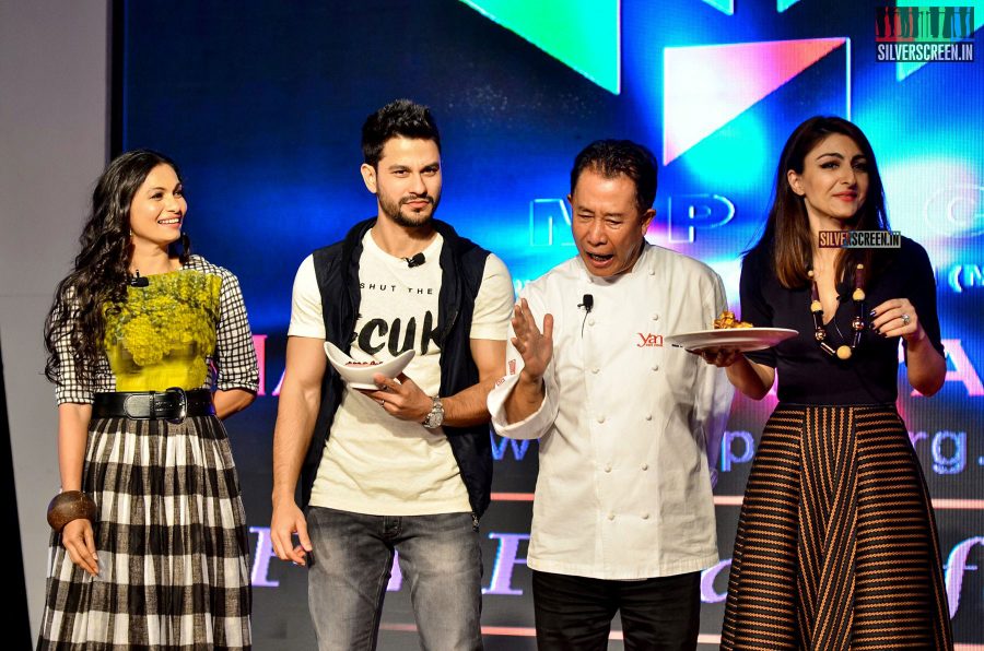 Soha Ali Khan and Kunal Khemu at Fun, Food, Lifestyle Event