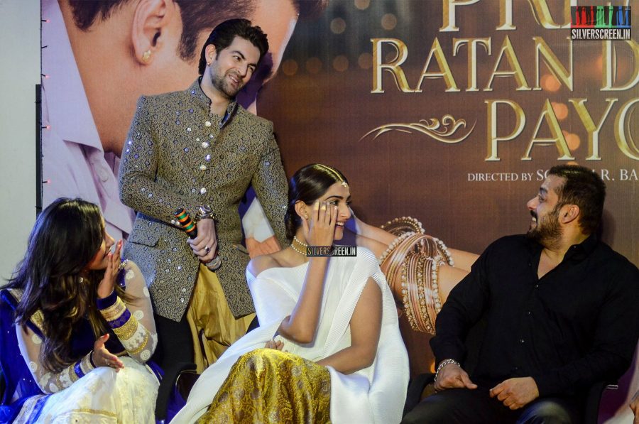 Prem Ratan Dhan Payo Press Meet Photos