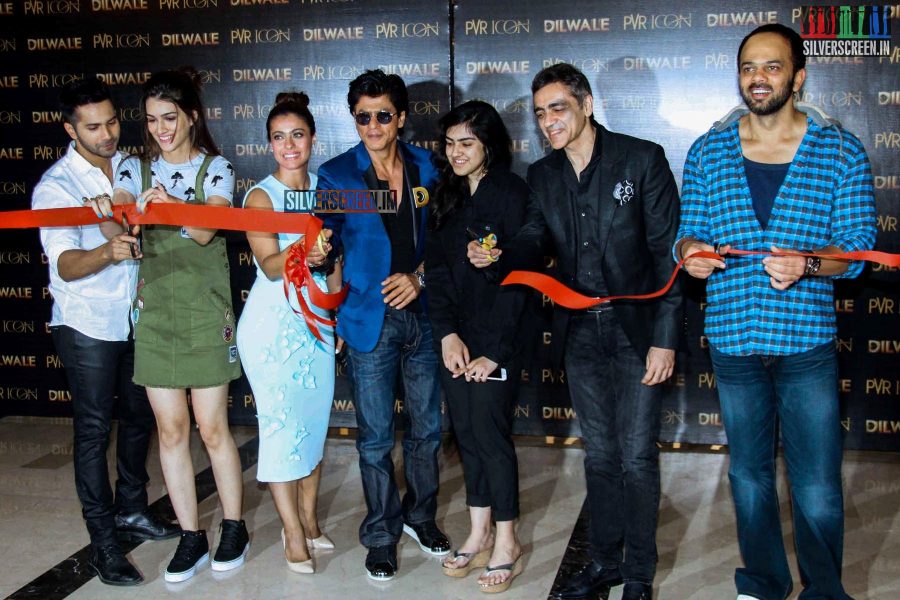 Shahrukh Khan & Kajol at the Launch of Manma Emotion Jaage Re Song from Dilwale