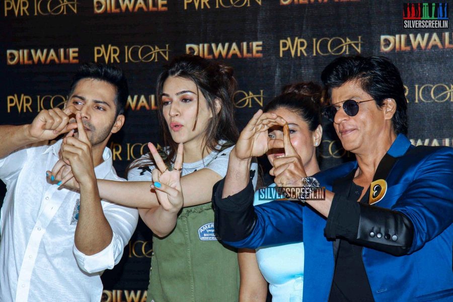 Shahrukh Khan & Kajol at the Launch of Manma Emotion Jaage Re Song from Dilwale