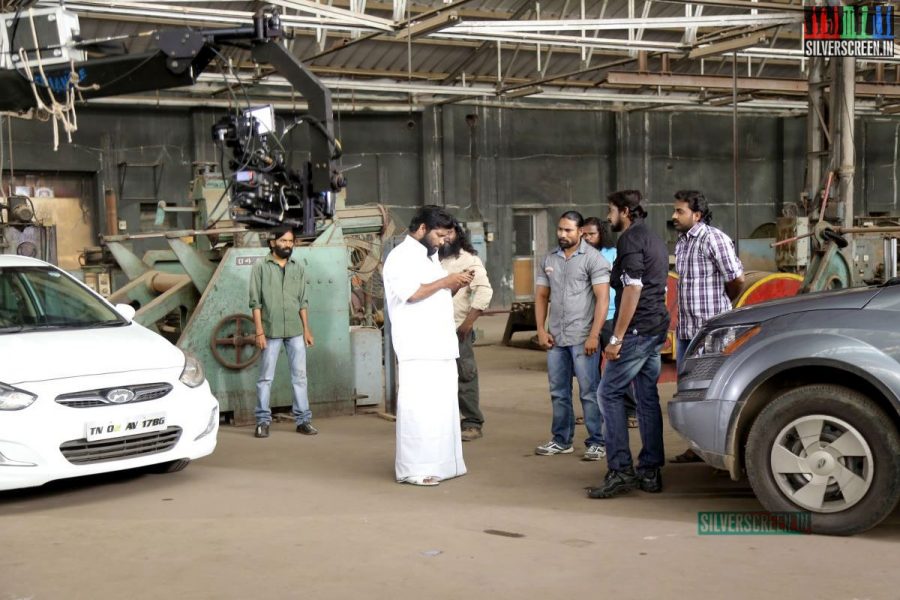 Thiruttu Rail Movie Working Stills