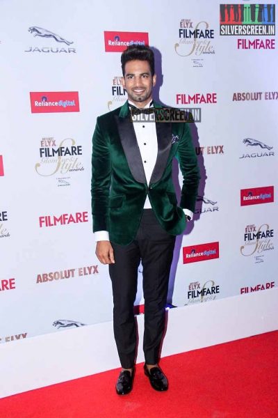 Celebrities at the Filmfare Glamour & Style Awards 2015