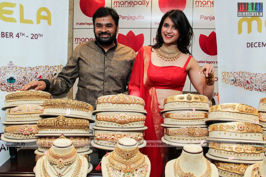 Mannara Chopra at the Launch of Vaddanam & Uncut Diamond Mela