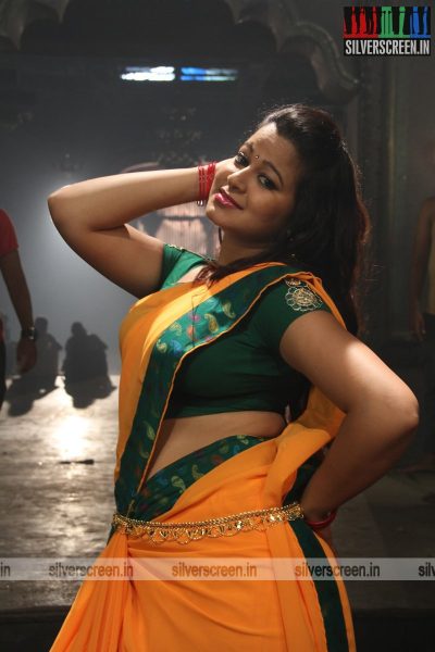 Nayyapudai Movie Stills