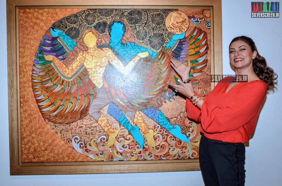 Sushmita Sen at the Seema Kohli's Art Exhibition Launch