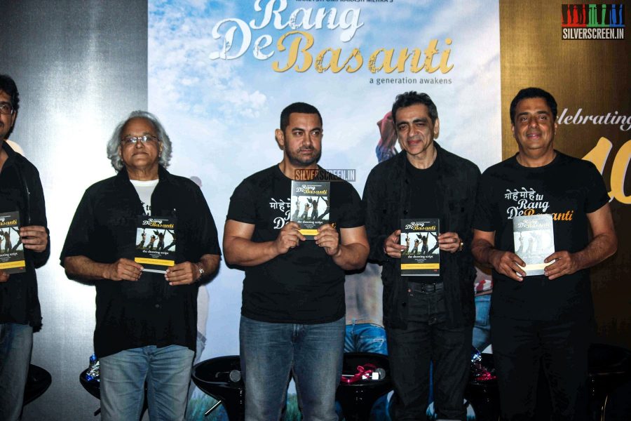 Aamir Khan & Siddharth at the Rang De Basanti Reunion Event