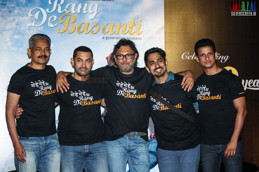 Aamir Khan & Siddharth at the Rang De Basanti Reunion Event