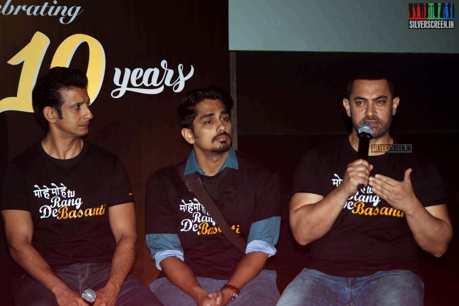 Aamir Khan & Siddharth at the Rang De Basanti Reunion Event