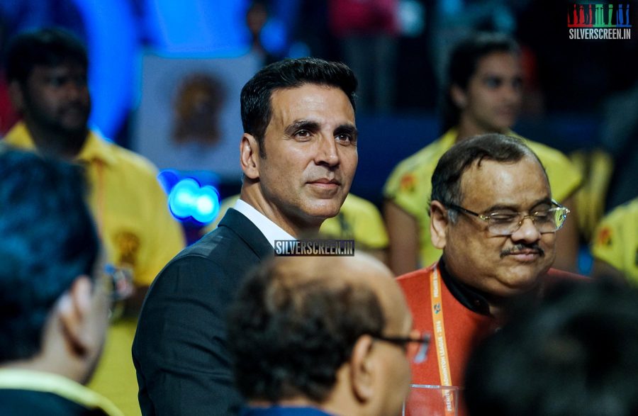 akshay-kumar-at-the-premier-badminton-league-2016-photos-013.jpg