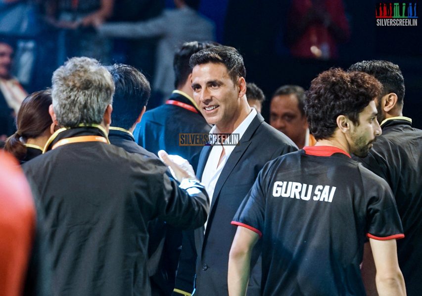 akshay-kumar-at-the-premier-badminton-league-2016-photos-014.jpg