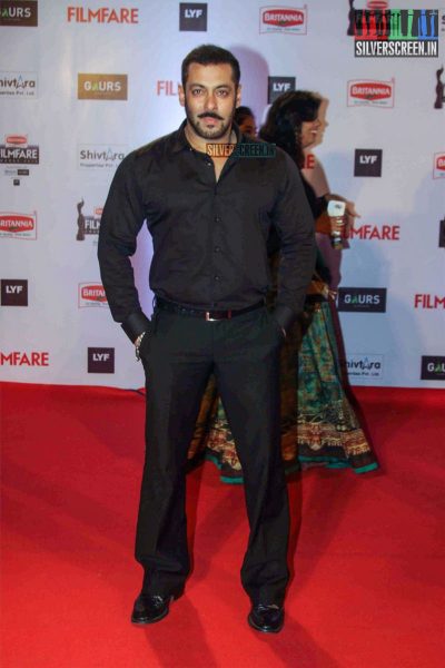 Celebrities at Filmfare Awards 2016