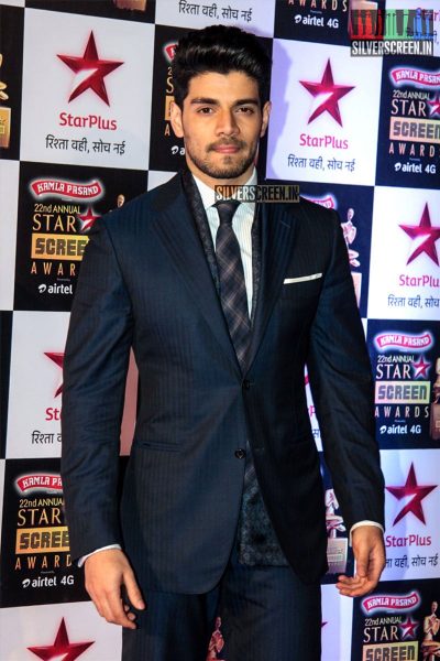 Celebrities at Star Screen Awards Red Carpet