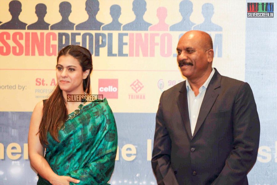 Kajol at the Launch of Retired Mumbai ACP Vasant Dhoble’s Website