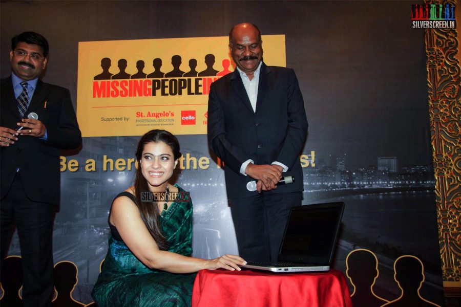 Kajol at the Launch of Retired Mumbai ACP Vasant Dhoble’s Website