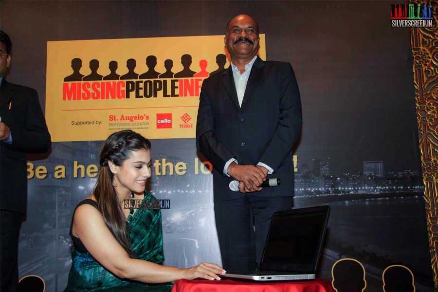 Kajol at the Launch of Retired Mumbai ACP Vasant Dhoble’s Website