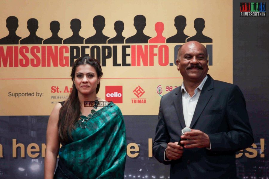 Kajol at the Launch of Retired Mumbai ACP Vasant Dhoble’s Website