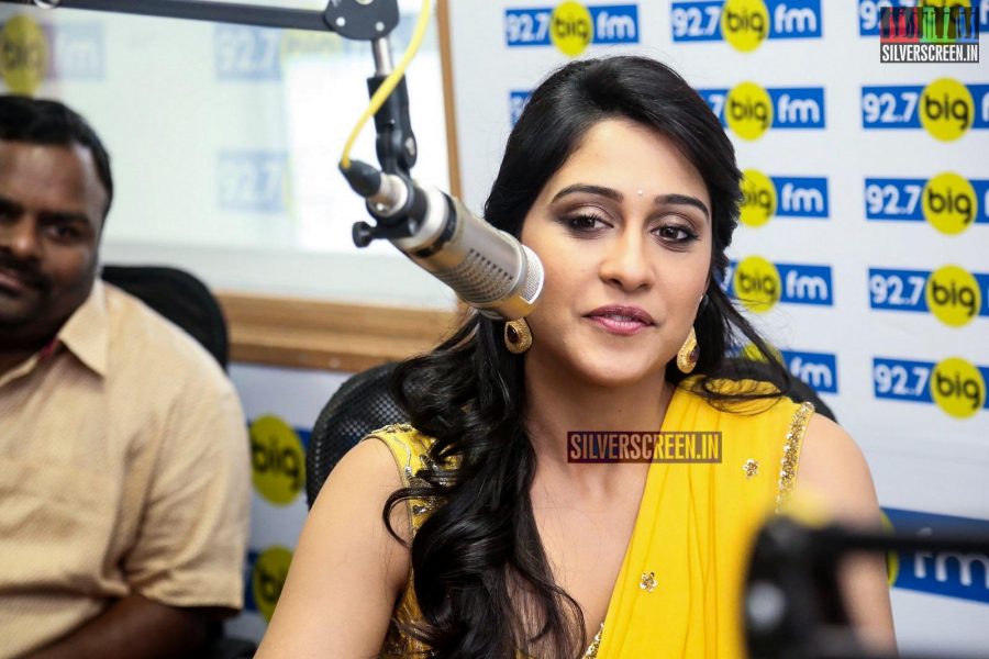 Regina Cassandra Graces 106 Hours RJ Marathon by RJ Sheker at Big FM