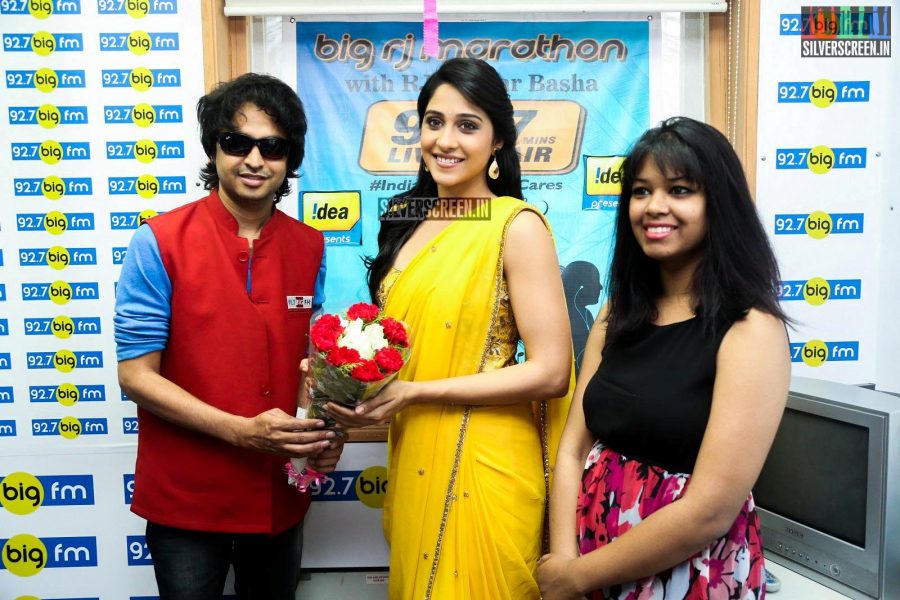 Regina Cassandra Graces 106 Hours RJ Marathon by RJ Sheker at Big FM