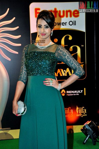 Sanjjanaa at the IIFA Utsavam 2016 – Day 1