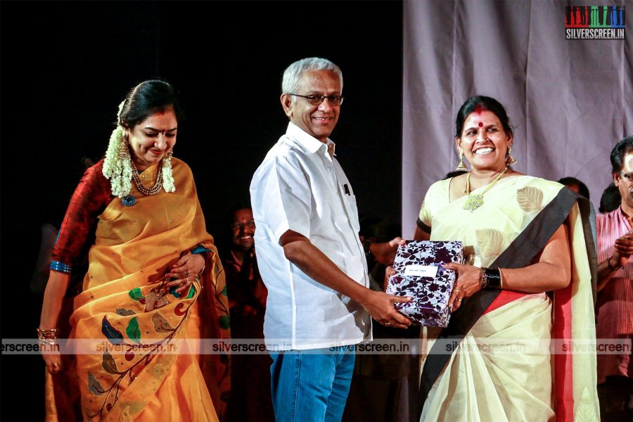 Avalukku Veyil Endru Peyar & Poonaigal Sorgathirkku Selvathillai Book Launch Photos