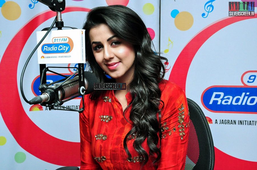 Nikki Galrani Promotes Malupu at Radio City