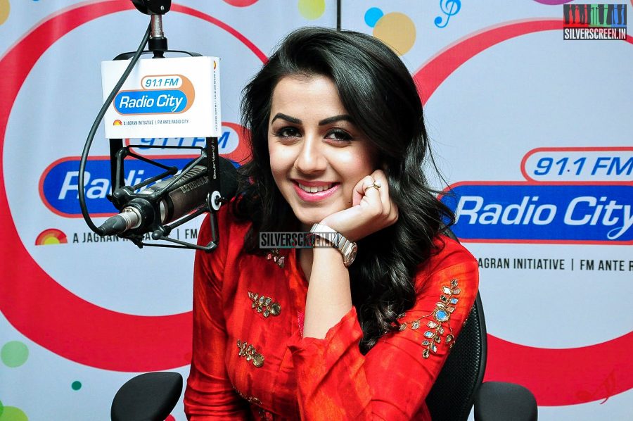 Nikki Galrani Promotes Malupu at Radio City