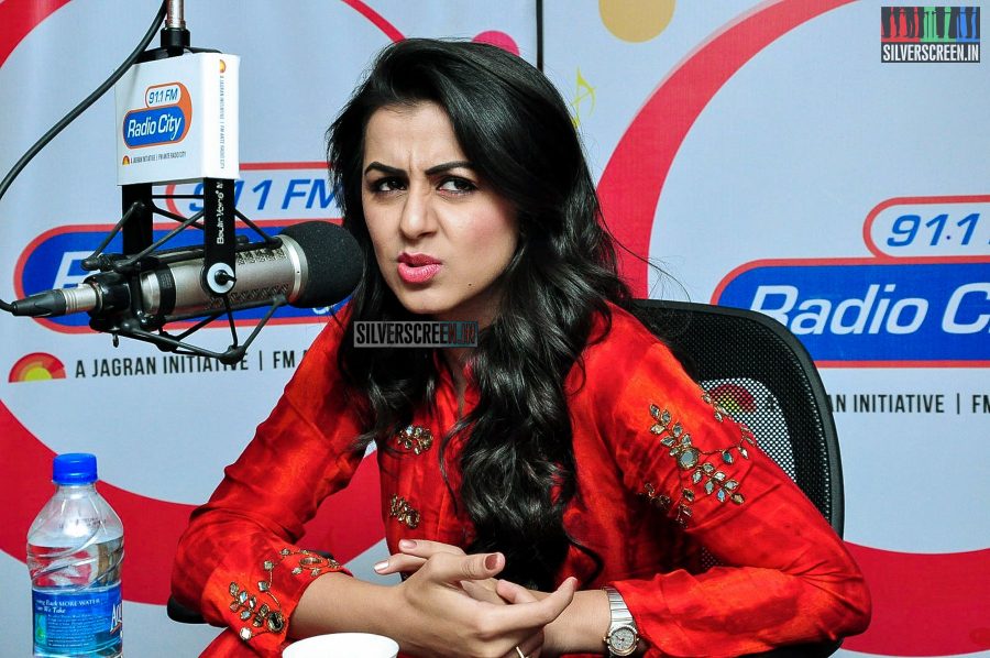 Nikki Galrani Promotes Malupu at Radio City