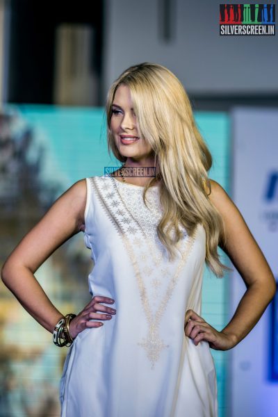 Sarah Louise Harris HQ Photos from the Launch of MAX's Spring Summer 2016 Collection