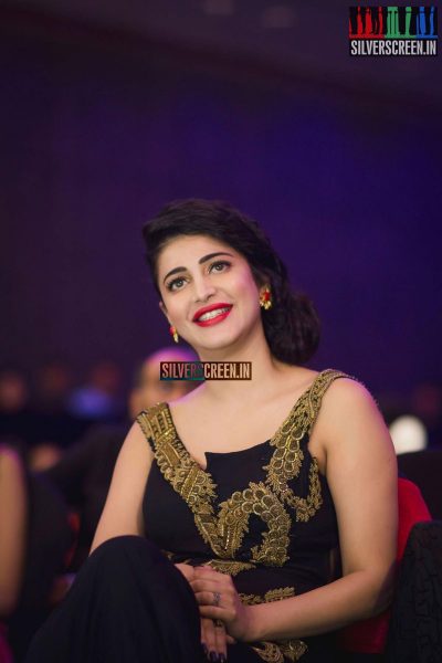 Shruti Haasan, Vijay Sethupathi & Jayam Ravi at Audi Ritz Style Awards 2016