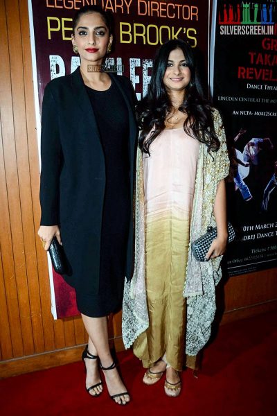 Sonam Kapoor at the Pernia Qureshi's Dance Recital