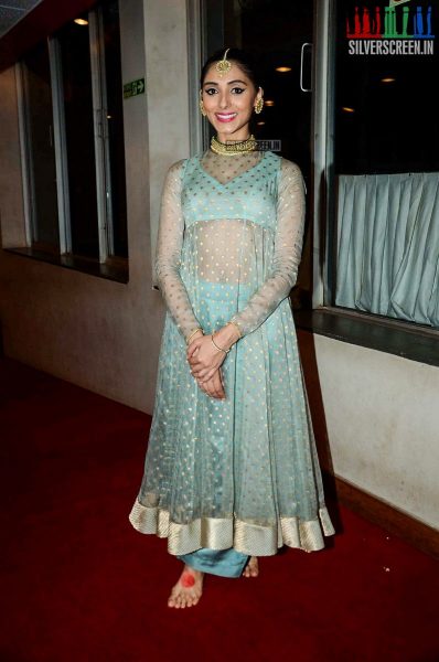 Sonam Kapoor at the Pernia Qureshi's Dance Recital