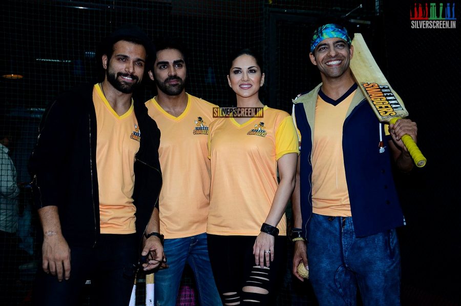 Sunny Leone Unveils the Chennai Swaggers at Smaaash