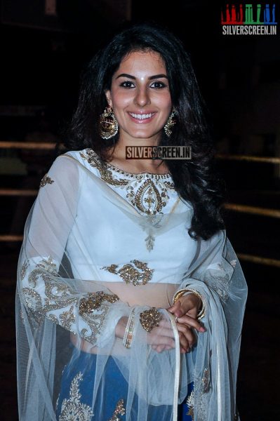 Isha Talwar at Raja Cheyyi Vesthe Audio Launch