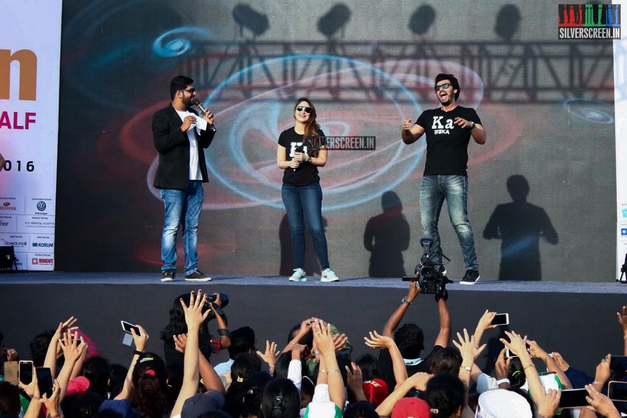 Kareena Kapoor and Arjun Kapoor Flag Off DNA Race