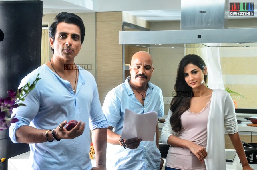 sonu-sood-and-sonal-chauhan-at-the-texmo-pipe-fittings-ad-shoot-photos-0003.jpg
