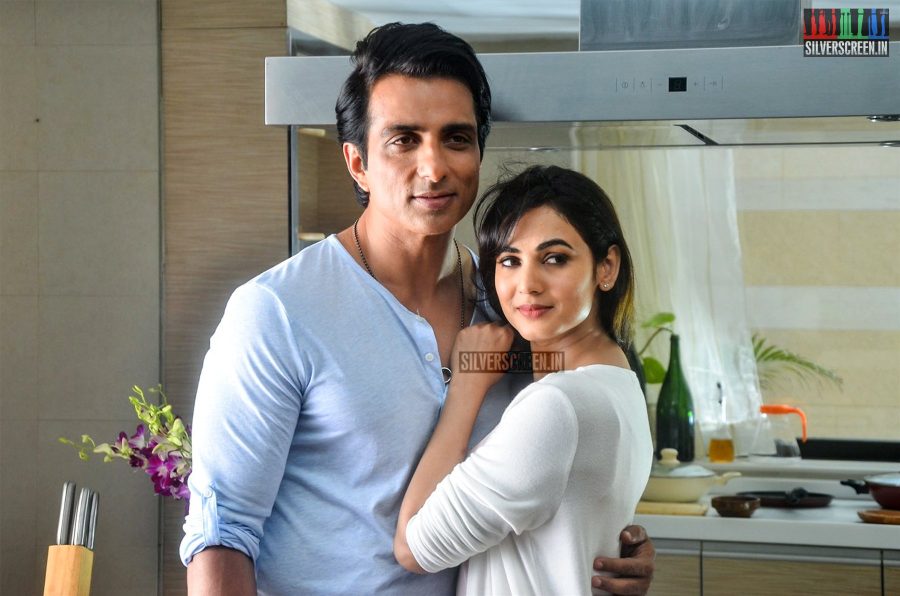 sonu-sood-and-sonal-chauhan-at-the-texmo-pipe-fittings-ad-shoot-photos-0013.jpg
