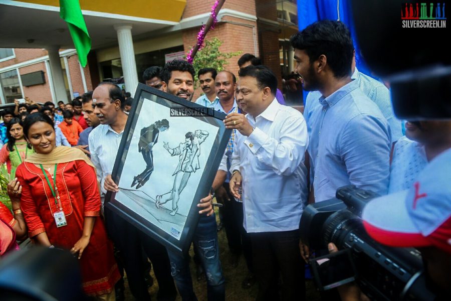 Prabhu Deva Unveils Michael Jackson Statue at VELS University