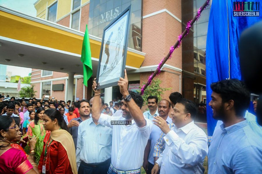 Prabhu Deva Unveils Michael Jackson Statue at VELS University