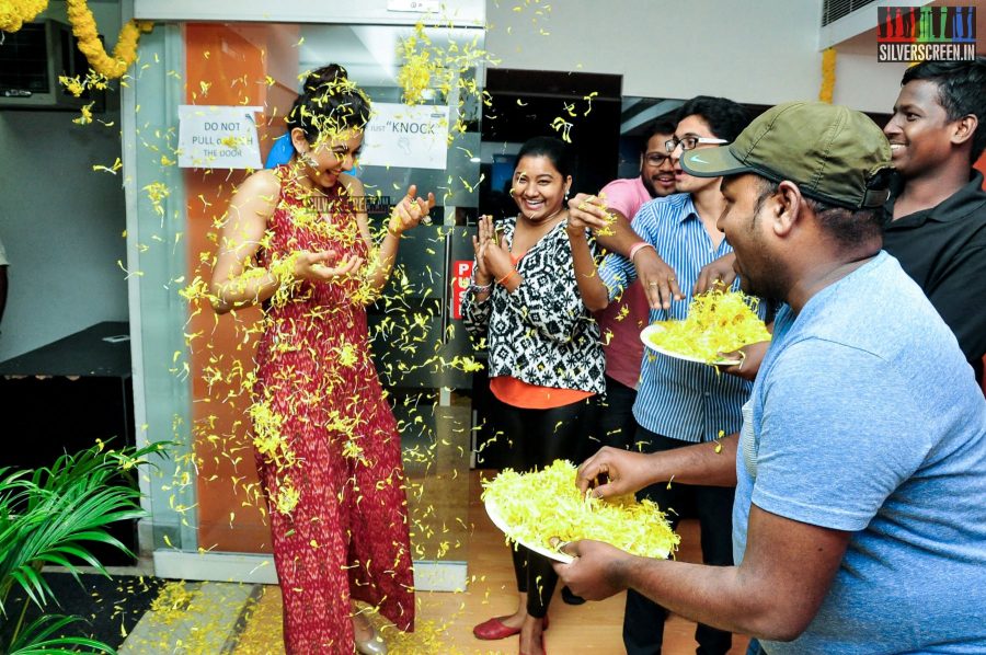 Rakul Preet Singh at Sarainodu Movie Promotions