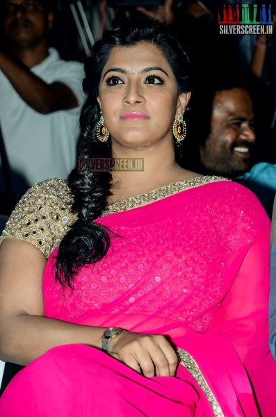 Varalaxmi Sarathkumar at Madha Gaja Raja Audio Launch